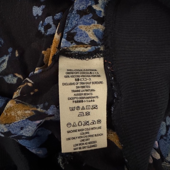 Free People Navy Floral Sheer Blouse – Size (XS/TP) - Picture 6 of 6